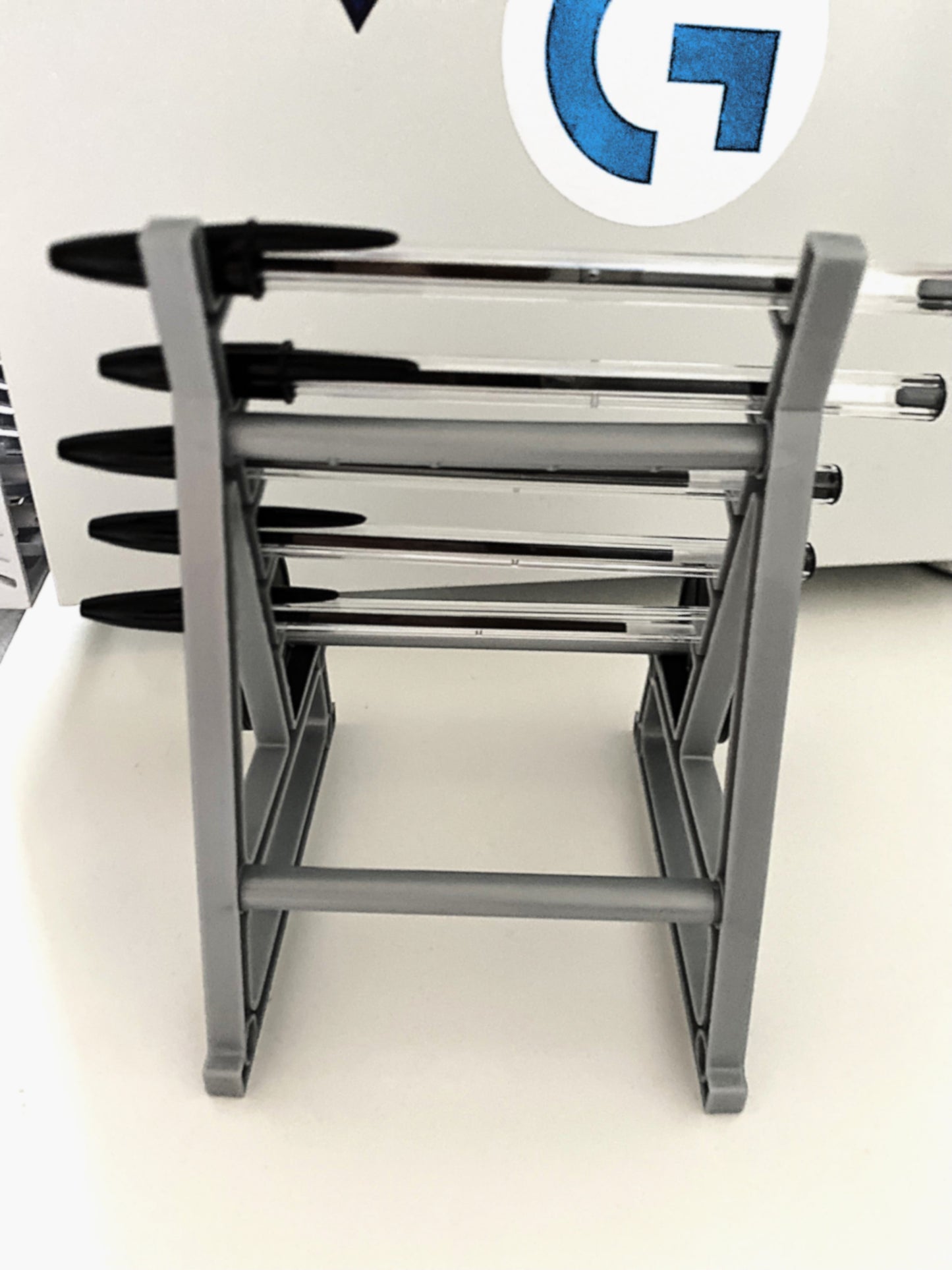 Mini Squat Rack Pen Holder – Gym-Inspired Desk Organizer for Fitness Lovers